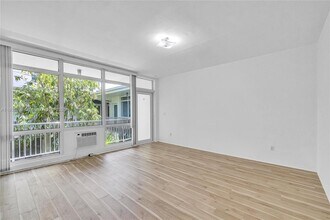 1850 Meridian Ave in Miami Beach, FL - Building Photo - Building Photo