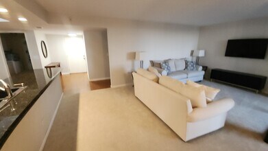 950 Egret Cir in Delray Beach, FL - Building Photo - Building Photo