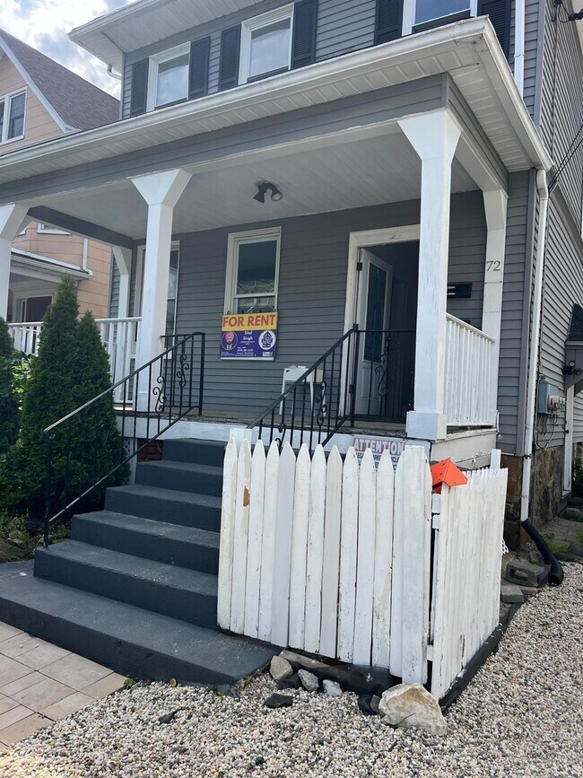 72 Chauncey Ave in New Rochelle, NY - Building Photo - Building Photo