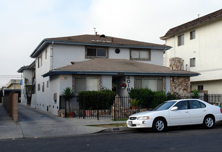 4018 W 133rd St in Hawthorne, CA - Foto de edificio - Building Photo