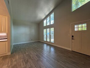 3007 NW 43rd Ave in Gainesville, FL - Building Photo - Building Photo