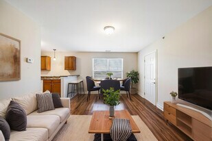 Clifton Place Apartments in Burlington, NC - Building Photo