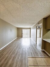 2830 S Bartell Dr in Houston, TX - Building Photo - Building Photo
