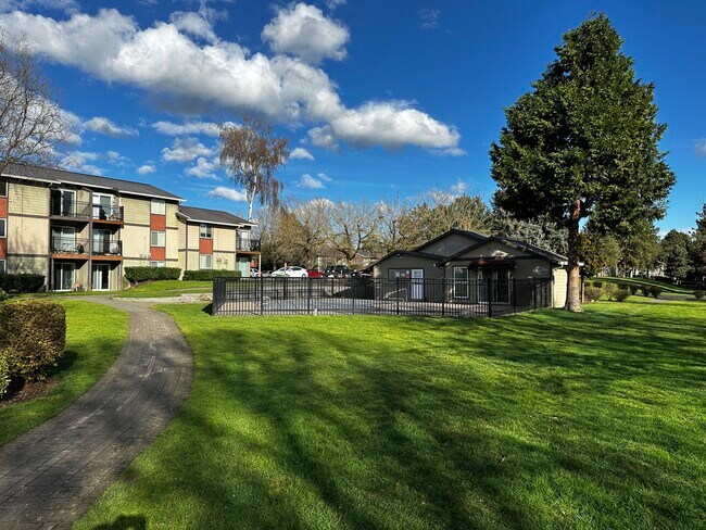 Gardenview Estates in Vancouver, WA - Foto de edificio - Building Photo