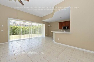 27042 Firebush Dr, Unit 3 in Wesley Chapel, FL - Building Photo - Building Photo