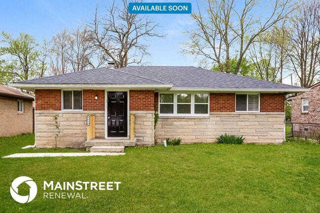 property at 4030 N Grand Ave