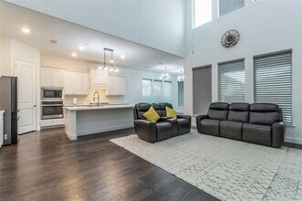 909 Heritage Trl in Argyle, TX - Building Photo - Building Photo