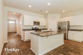 544 Wayton Cir in Moncks Corner, SC - Building Photo - Building Photo