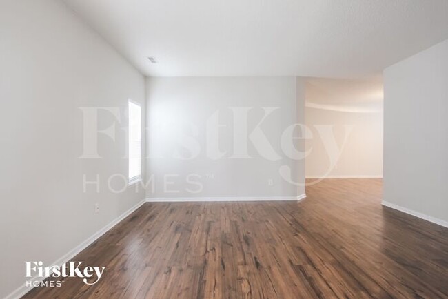 7207 Parklake Pl in Indianapolis, IN - Building Photo - Building Photo