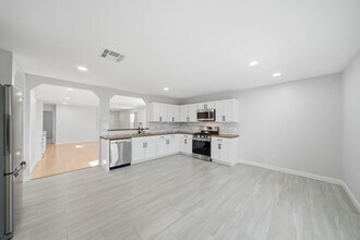 3426 Huisache Blvd in Pearland, TX - Foto de edificio - Building Photo