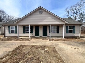 9 Carlton Pl in Jackson, TN - Building Photo