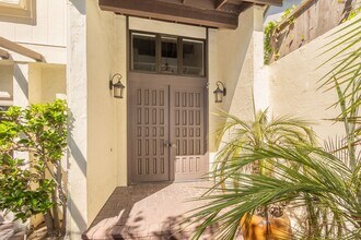 7140 Caminito Estrada in San Diego, CA - Building Photo - Building Photo