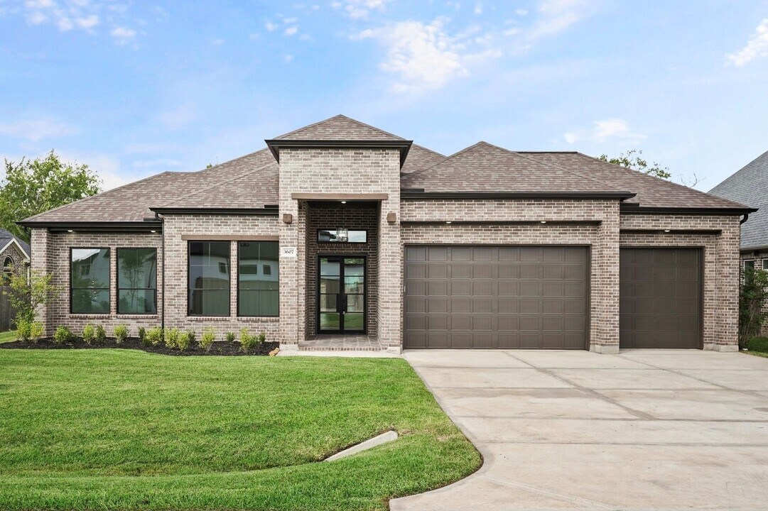 3607 Wellborn Dr in Fulshear, TX - Building Photo