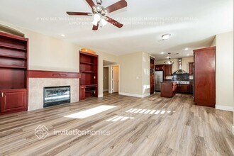 5501 Carnation Meadow St in Las Vegas, NV - Foto de edificio - Building Photo