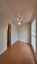 7301 Jensen Dr in Houston, TX - Foto de edificio - Building Photo
