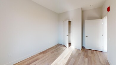 269 E Cottage St in Boston, MA - Building Photo - Building Photo