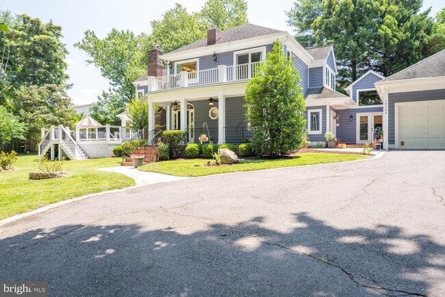 10505 Miller Rd in Oakton, VA - Building Photo - Building Photo