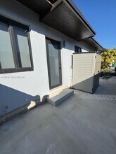 6750 SW 21st St in Miami, FL - Building Photo - Building Photo