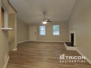 327 Remington Ln in Acworth, GA - Building Photo - Building Photo