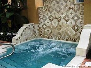 7920 N Nob Hill Rd-Unit -201 in Tamarac, FL - Building Photo - Building Photo