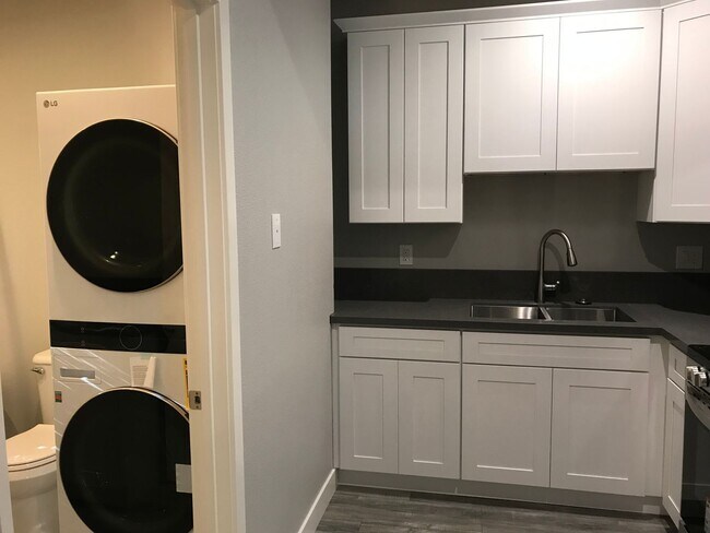 433-433 K St in Davis, CA - Building Photo - Building Photo