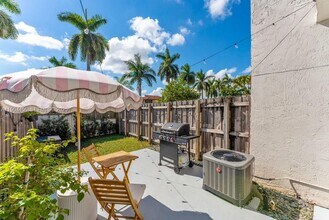 13350 SW 58th Terrace in Miami, FL - Building Photo - Building Photo