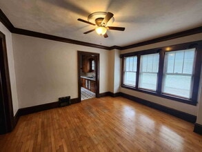 1502 Liberty St in Oshkosh, WI - Building Photo - Building Photo