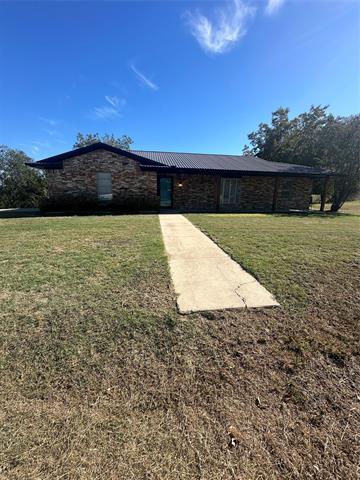 102 Holly Ln in Red Oak, TX - Building Photo