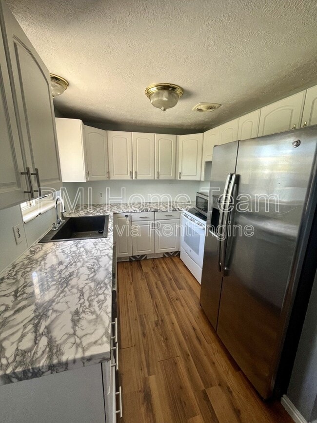 224 W 700 N in Clearfield, UT - Building Photo - Building Photo