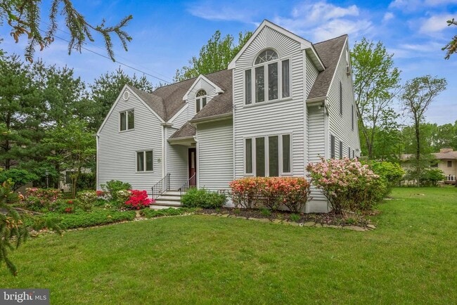 property at 405 Holly Glen Dr