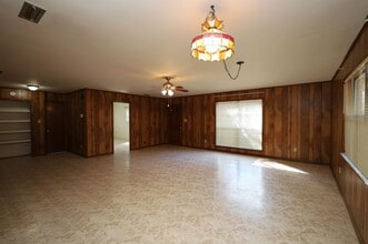 601 E Stanfill St in Hahira, GA - Building Photo - Building Photo