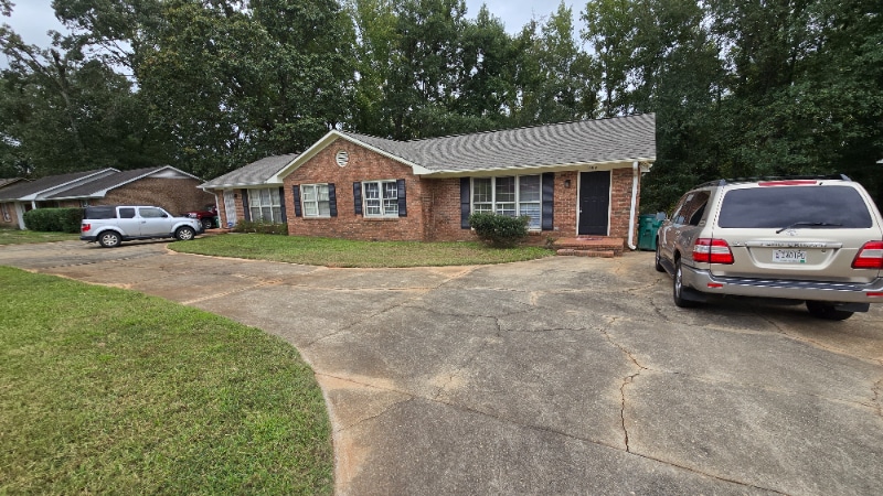 105 Colebrook Ct in Boiling Springs, SC - Building Photo