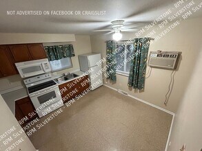 248 E Drahner Rd in Oxford, MI - Building Photo - Building Photo