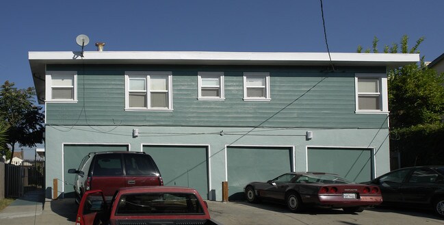 2773 79th Ave in Oakland, CA - Foto de edificio - Building Photo