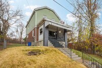 536 Morgan St in Pittsburgh, PA - Foto de edificio - Building Photo