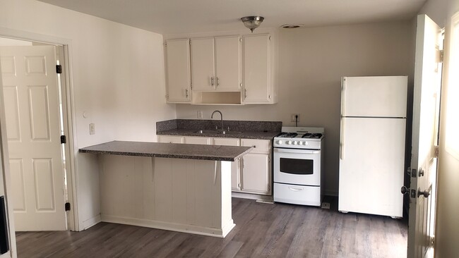 3445 Altos Ave, Unit 3445 in Sacramento, CA - Foto de edificio - Building Photo