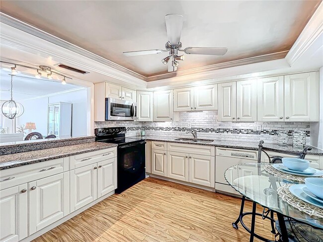 17920 Gulf Blvd in Redington Shores, FL - Building Photo - Building Photo