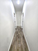 913 N Clarence Ave in Edinburg, TX - Building Photo - Building Photo