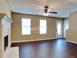 685 Oxford Hall Dr SW in Lawrenceville, GA - Building Photo - Building Photo