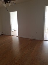318 4th St-Unit -#2 in Jersey City, NJ - Building Photo - Building Photo