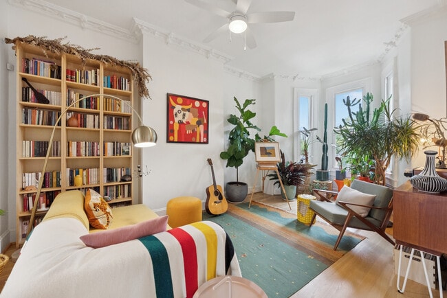 property at 1711 New Jersey Ave NW