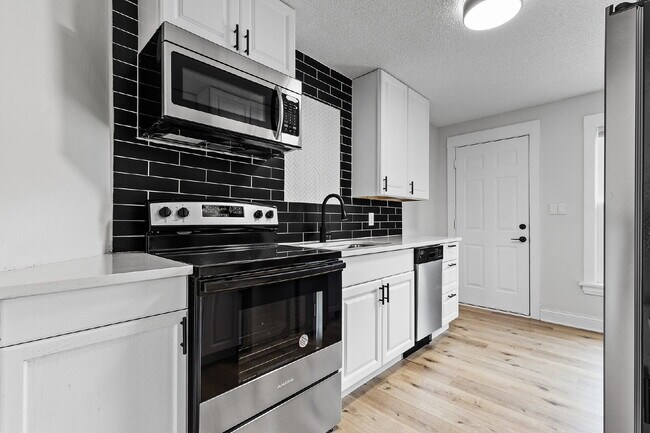 property at 3101 NE Tyler St