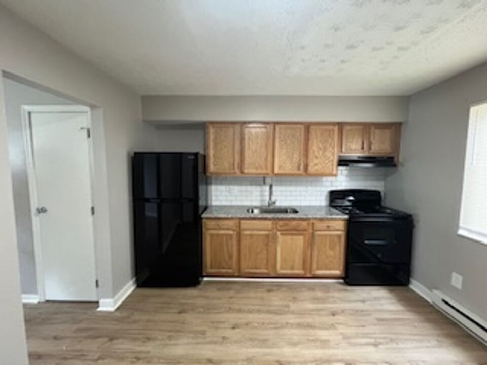 524 Clarendon Ave in Columbus, OH - Building Photo