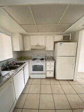 2320 Maple Ave in Ft. Myers, FL - Building Photo - Building Photo