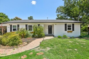 612 N Farm to Market 1660