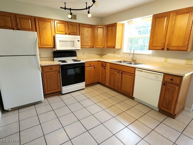 property at 7730 Ravenna Rd