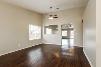 15109 W Adams St in Goodyear, AZ - Foto de edificio - Building Photo