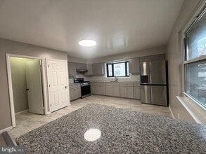 9233 Wissinoming St in Philadelphia, PA - Building Photo - Building Photo