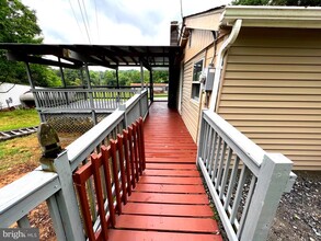 11291 Pine Hill Rd in King George, VA - Building Photo - Building Photo