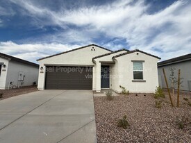 2484 Fortana Dr in San Tan Valley, AZ - Building Photo